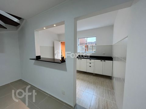 Image 3 - 899781