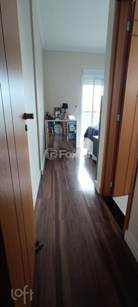 Image 9 - 899787