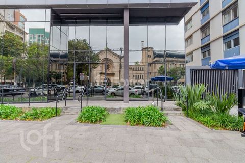 Image 6 - 899789