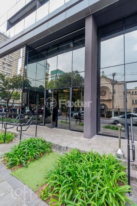 Image 6 - 899792