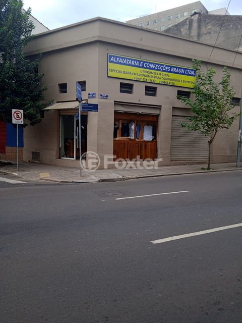 Image 1 - 899799