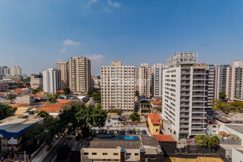 Image 7 - 899815