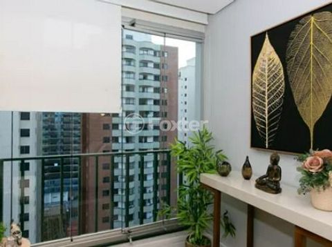 Image 9 - 899824