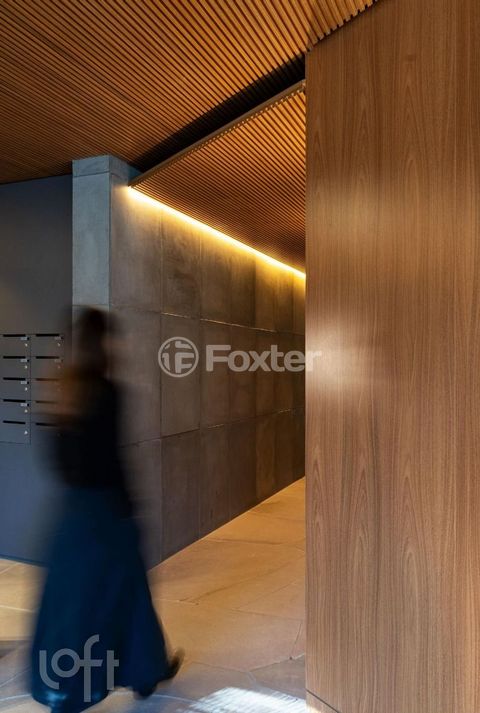 Image 7 - 899833