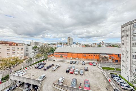 Image 4 - 899953