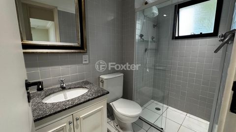 Image 7 - 899975