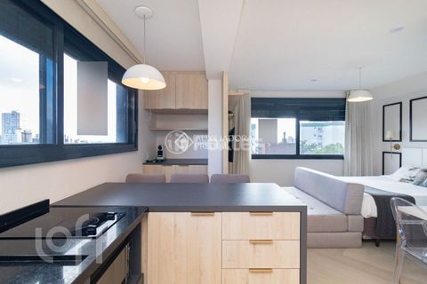 Image 7 - 899997
