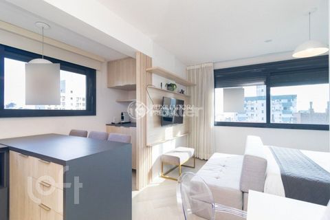 Image 3 - 899997