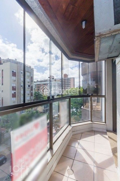 Image 13 - 900013