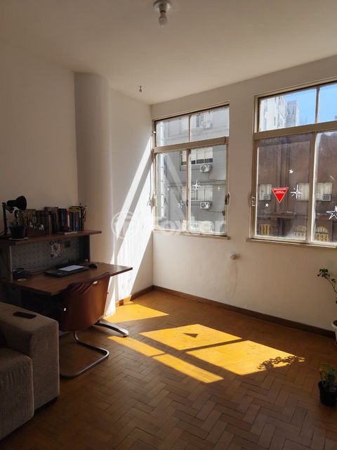 Image 13 - 900019