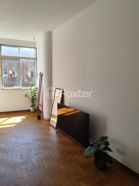 Image 11 - 900019