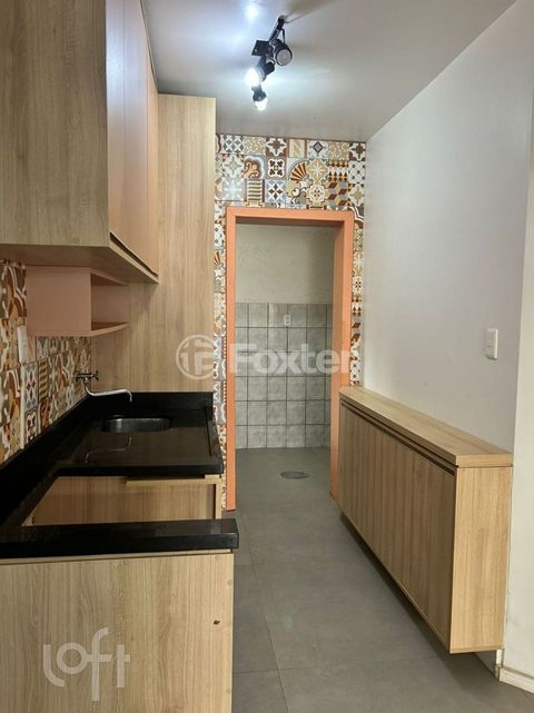 Image 6 - 900023