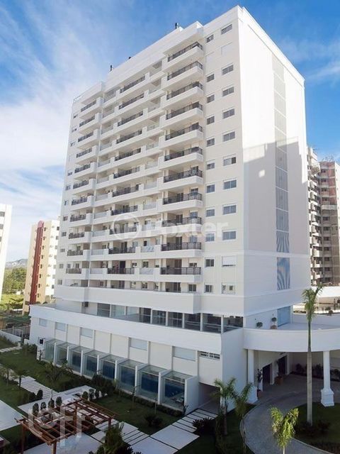 Image 7 - 900032