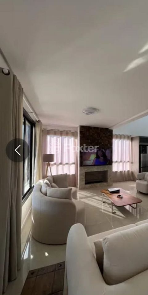 Image 8 - 900039