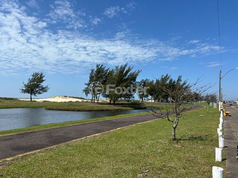 Image 4 - 900114