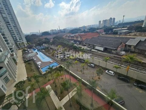 Image 1 - 900126