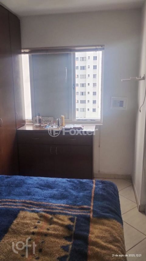 Image 6 - 900137