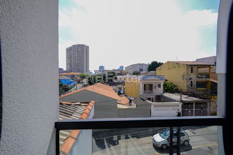 Image 8 - 900138