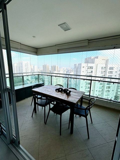 Image 1 - 900143