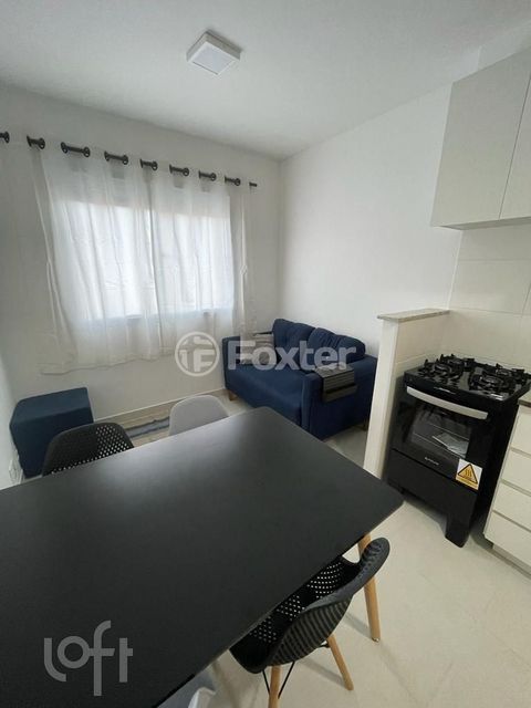 Image 3 - 900151
