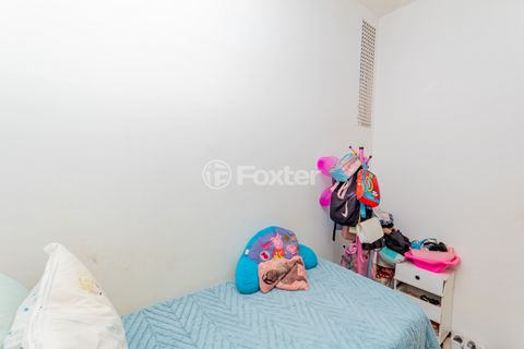 Image 17 - 900153