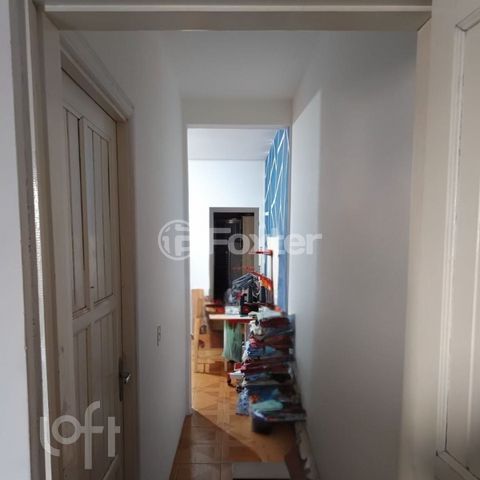 Image 1 - 900166