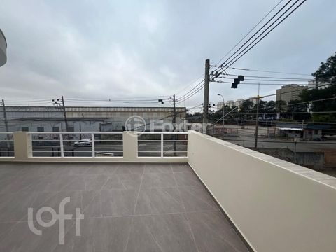 Image 5 - 900168