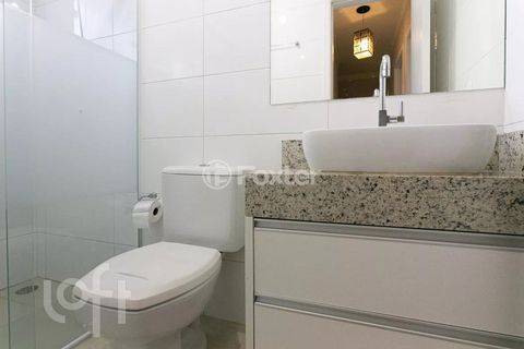 Image 19 - 900183