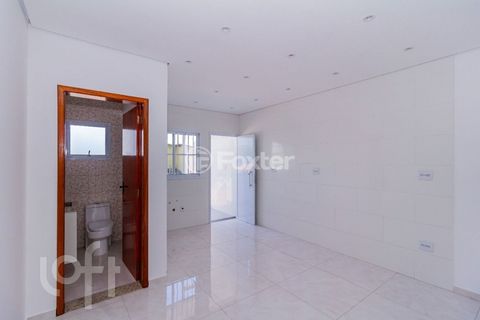 Image 4 - 900242