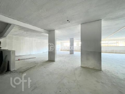 Image 8 - 900285
