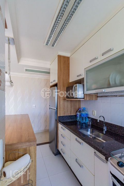 Image 4 - 900308
