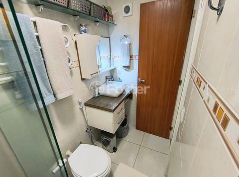 Image 17 - 900324