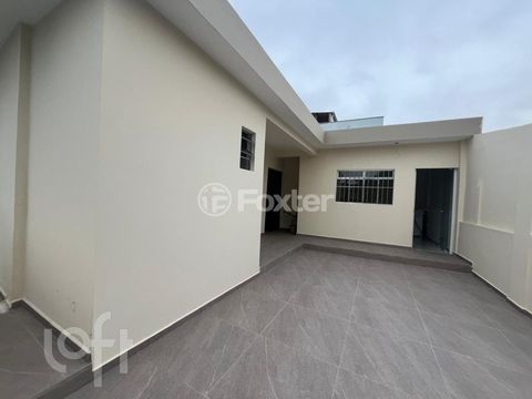 Image 8 - 900326