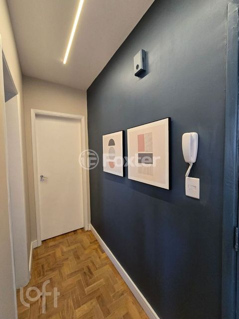 Image 4 - 900330