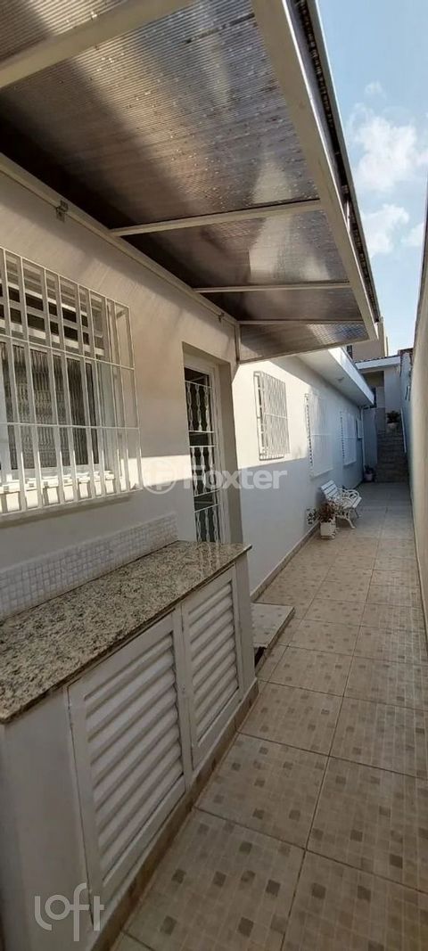 Image 7 - 900352