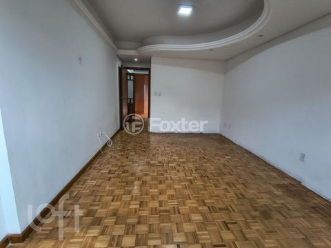 Image 6 - 900406