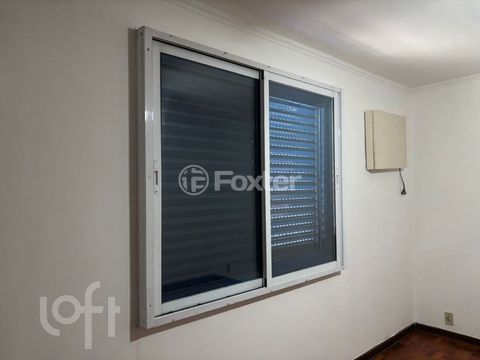 Image 4 - 900408