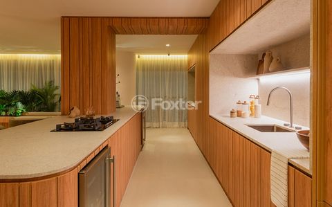 Image 6 - 900436