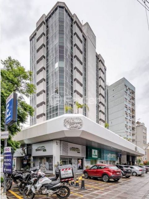 Image 3 - 900509