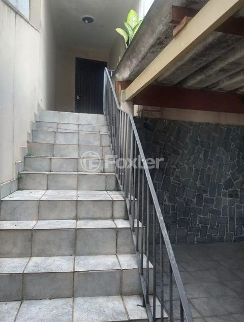 Image 7 - 900510