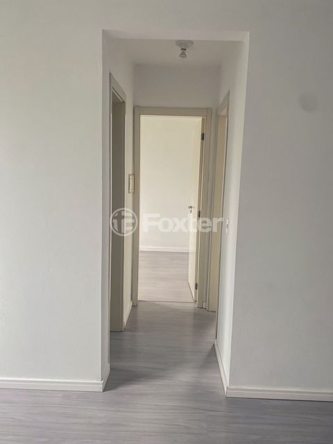 Image 1 - 900516