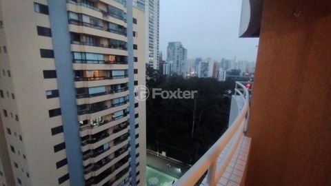 Image 1 - 900522