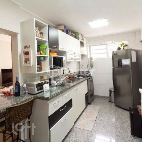 Image 4 - 900531