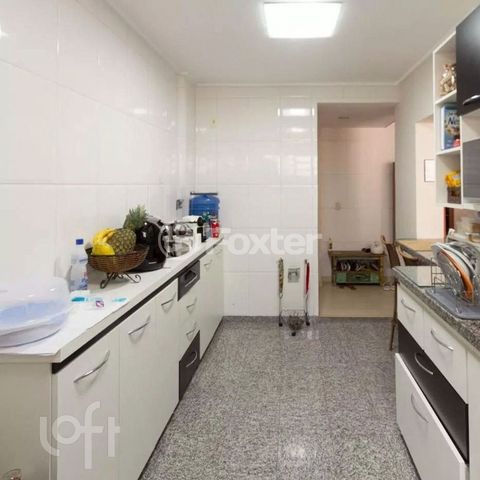 Image 7 - 900531