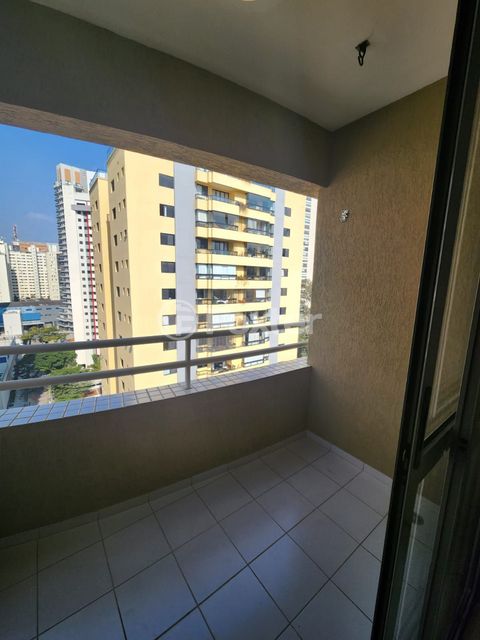 Image 1 - 900538