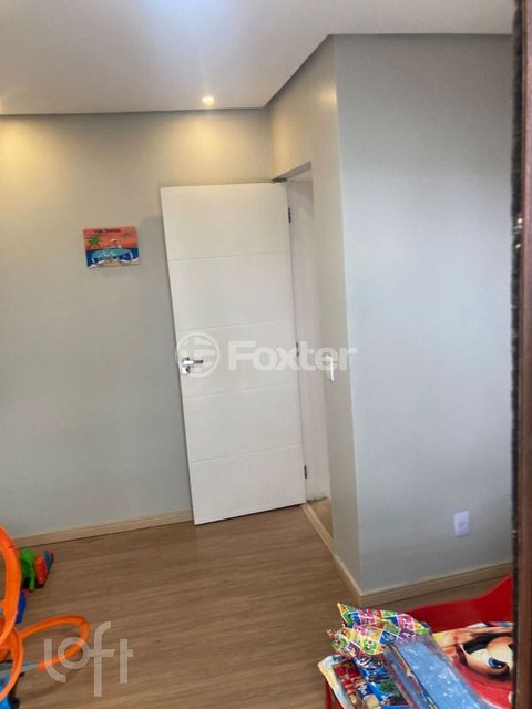 Image 7 - 900561
