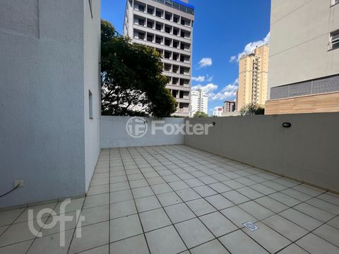 Image 10 - 900607