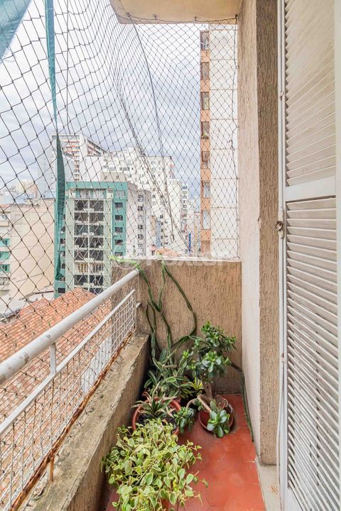 Image 9 - 900628