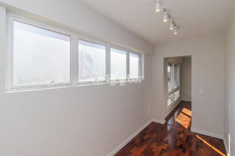 Image 7 - 900633