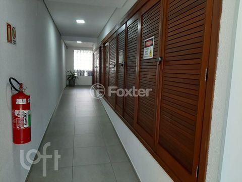 Image 7 - 900648